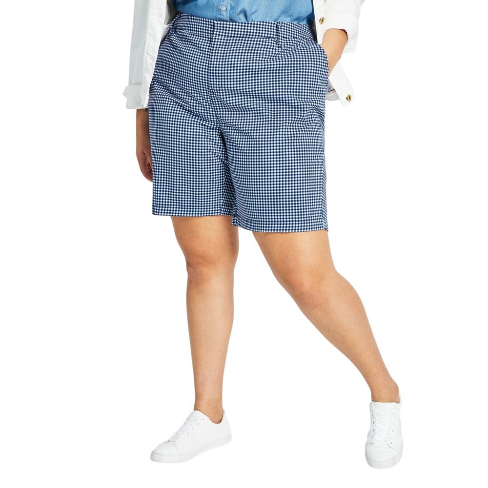Tommy Hilfiger Plus Size Hollywood Gingham Bermuda Shorts in Navy Blue